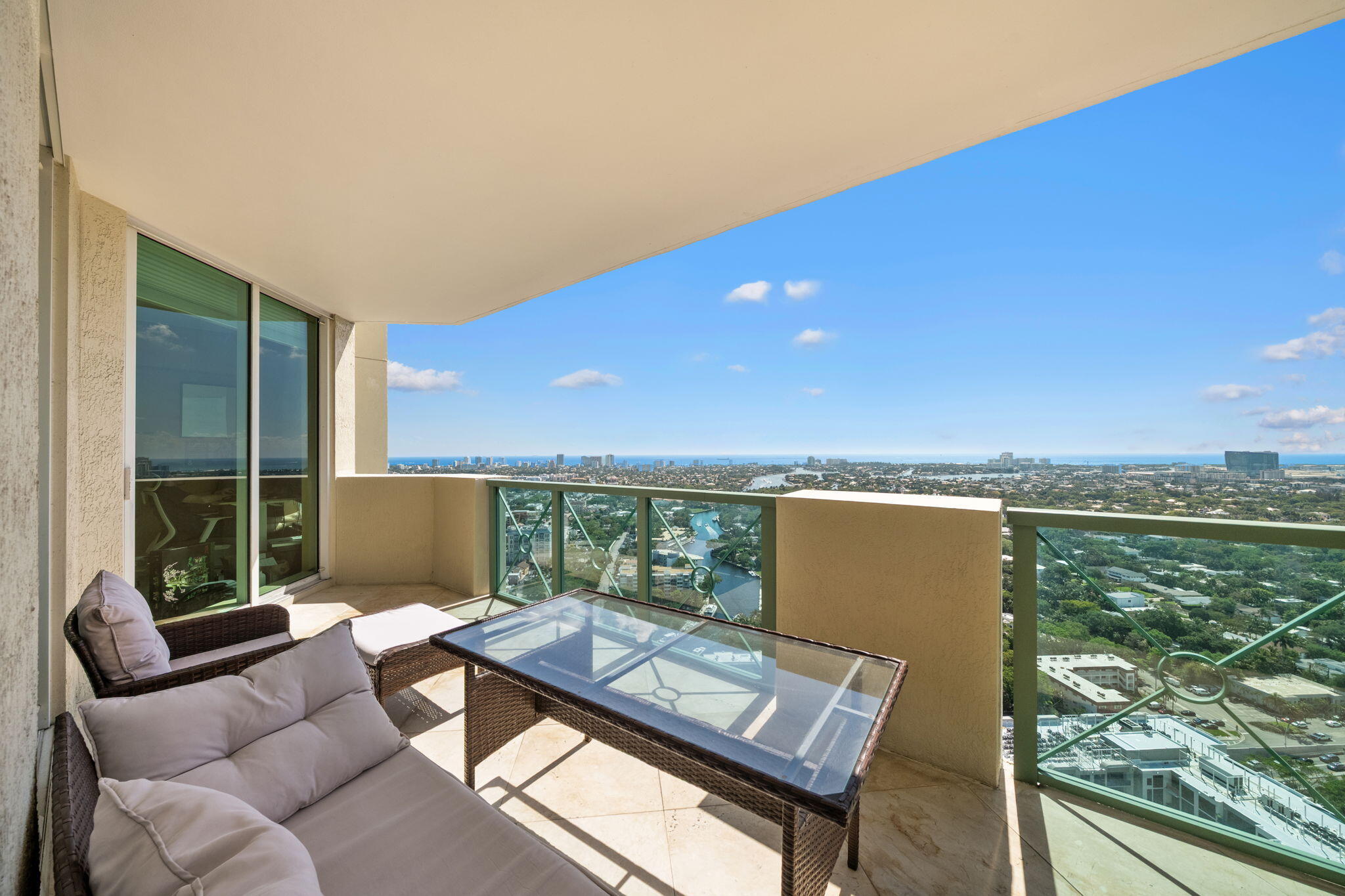 LAS OLAS GRAND CONDO - Residential