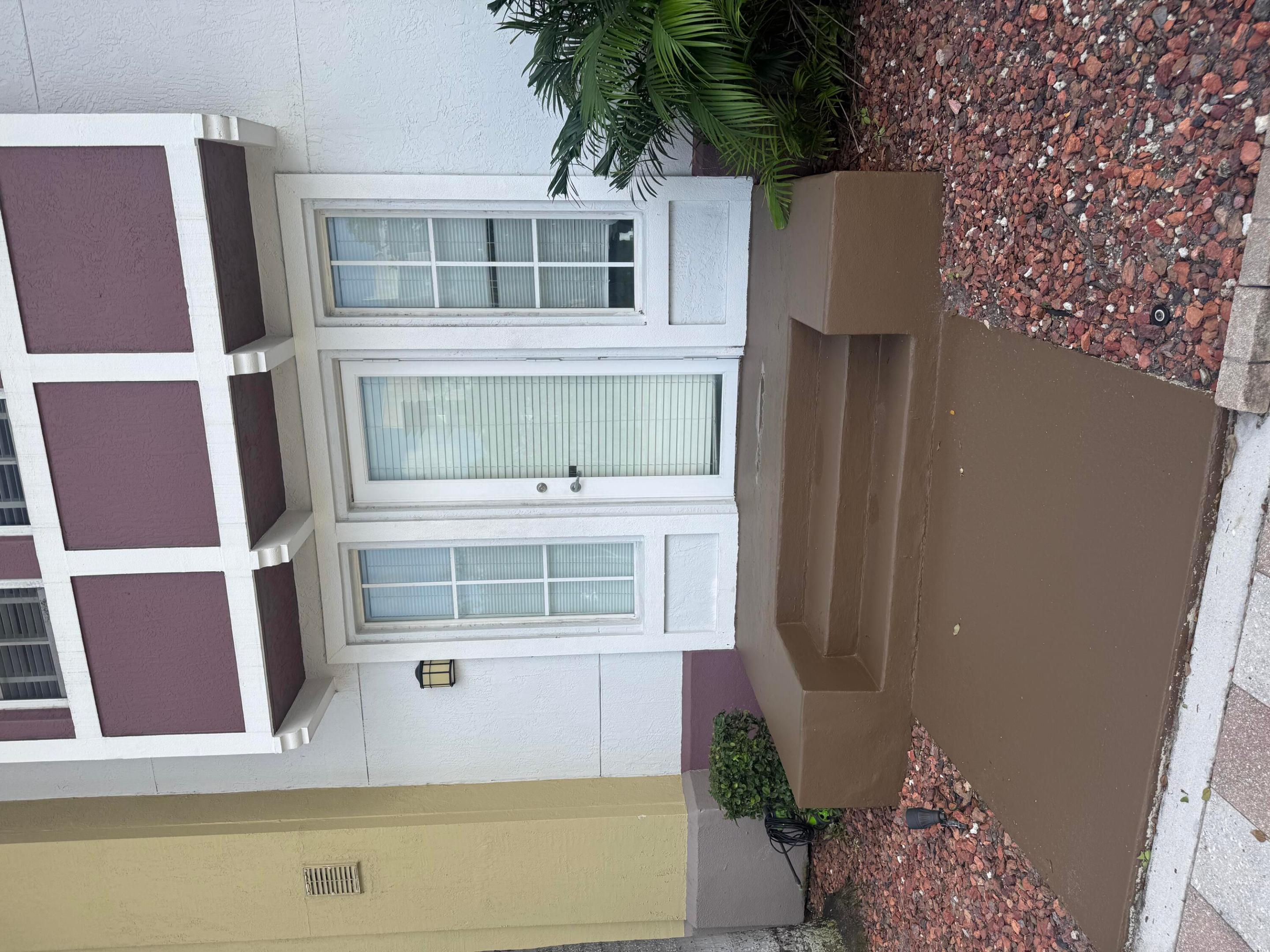 533 NE 3rd Avenue 120