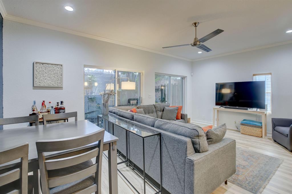 RIVER LANDINGS - Residential