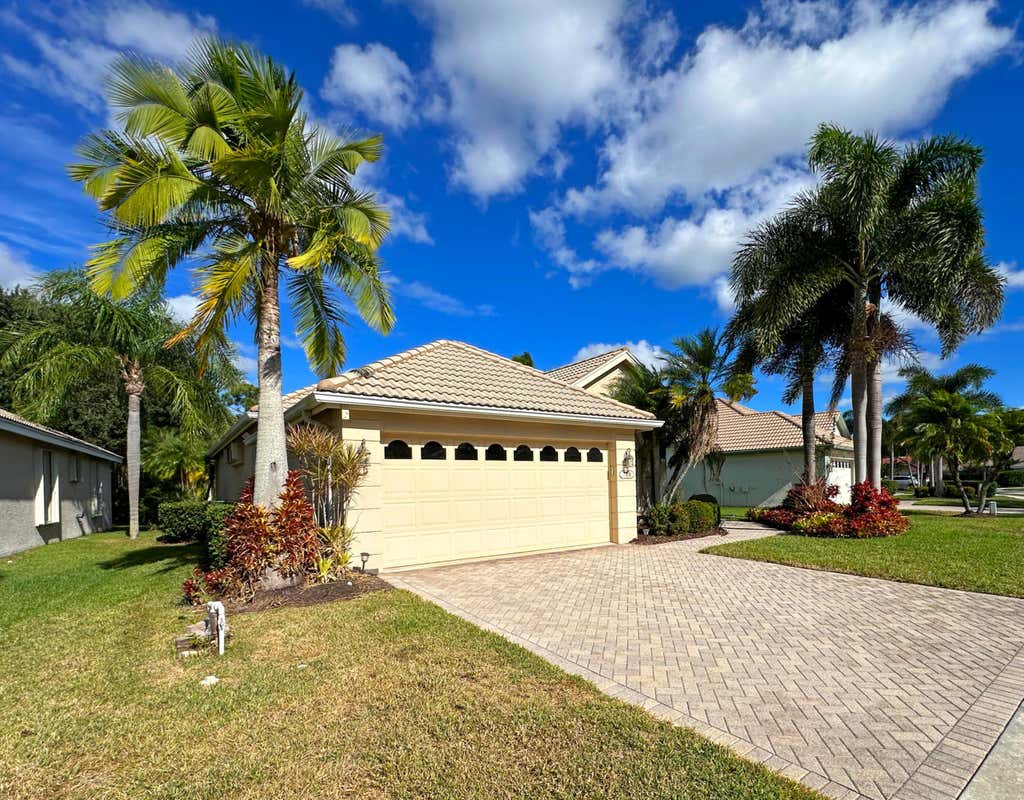 Photo of 788 SW Saint Croix Cove, Port Saint Lucie, FL 34986 (MLS # R11146530)