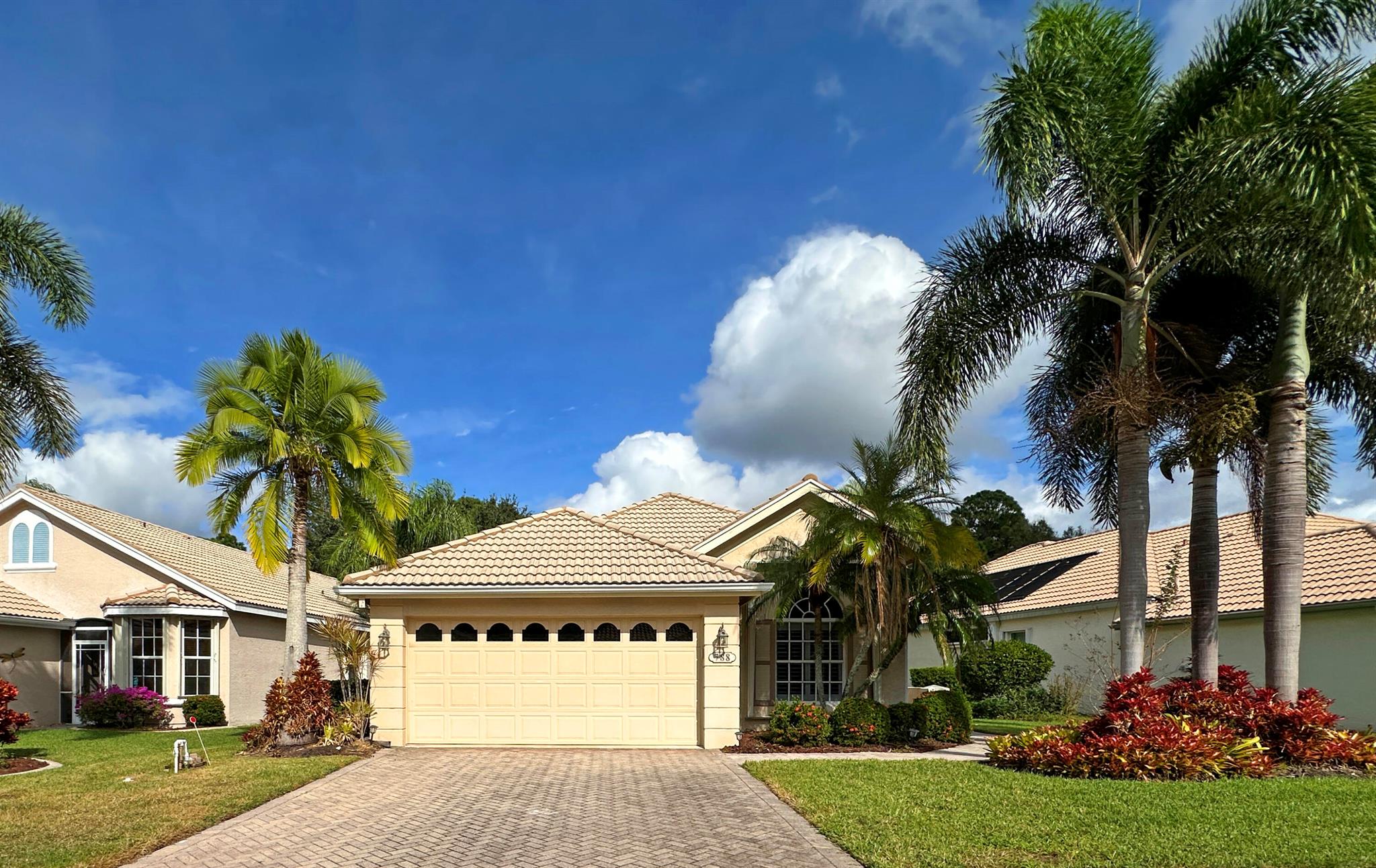 788 SW Saint Croix Cove