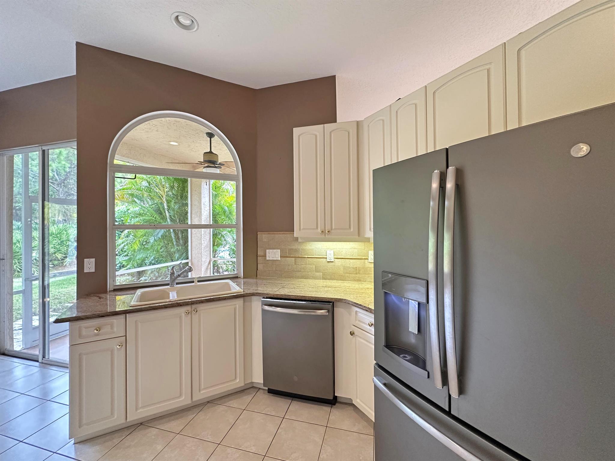 LAKE CHARLES - Residential