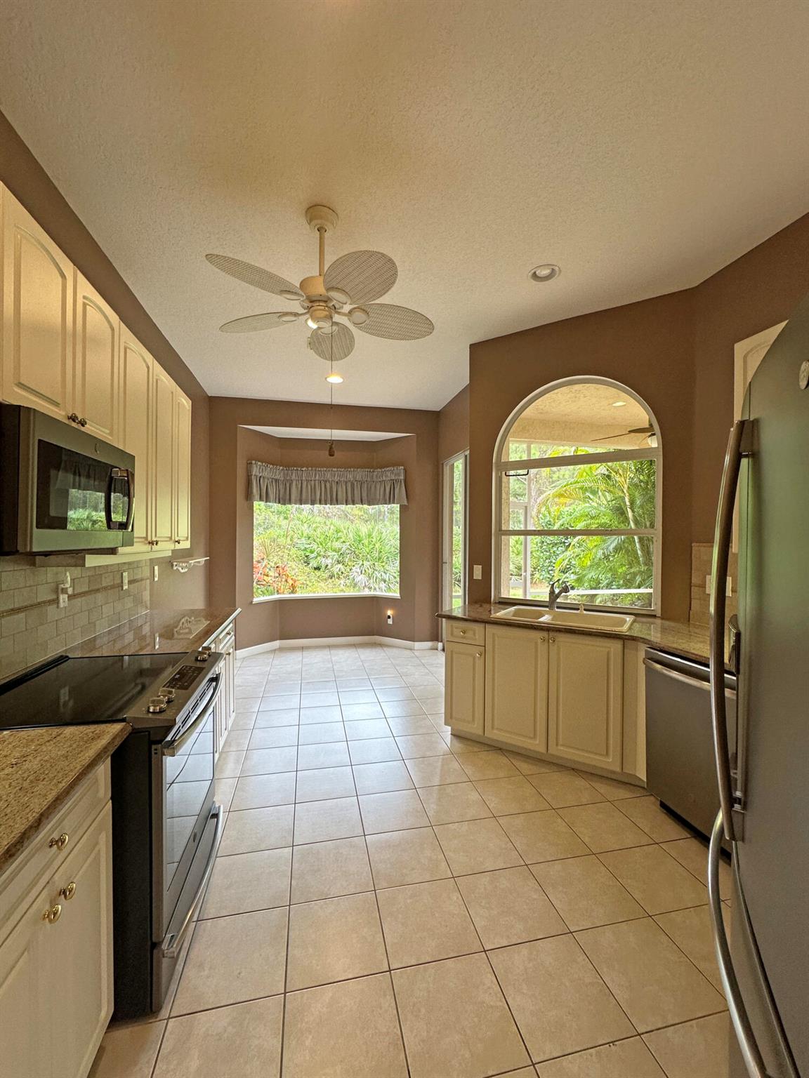 LAKE CHARLES - Residential