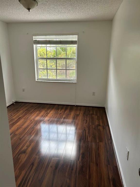 Bonaventure 82-43 B - Residential