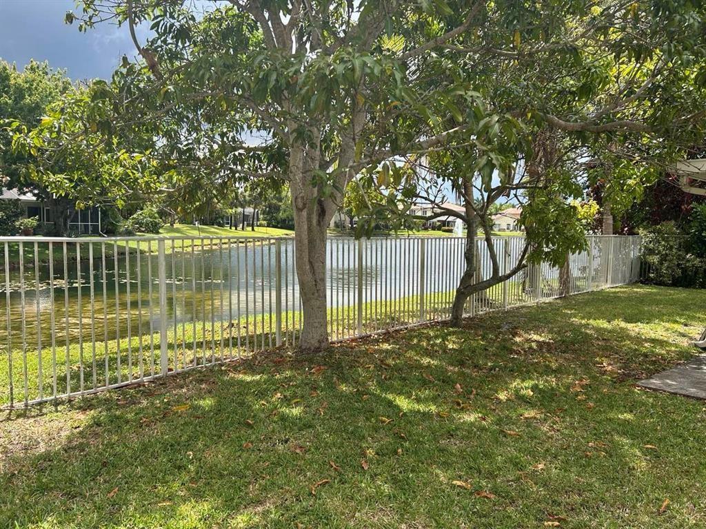 Bonaventure 82-43 B - Residential