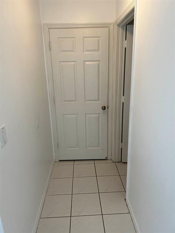 Bonaventure 82-43 B - Residential