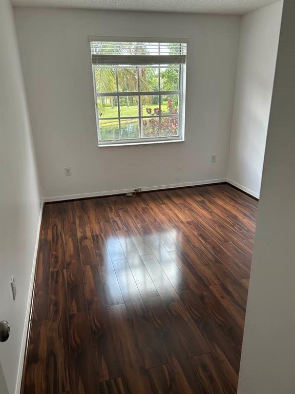 Bonaventure 82-43 B - Residential