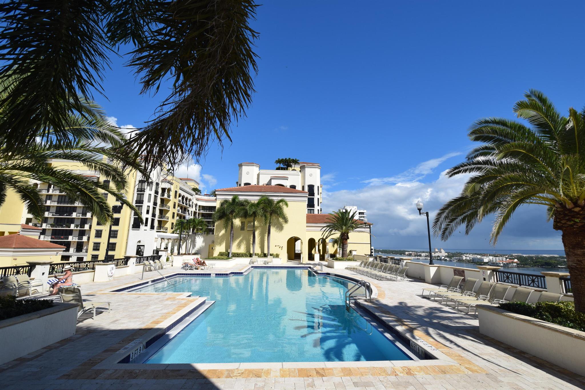 ONE CITY PLAZA CONDO - Residential