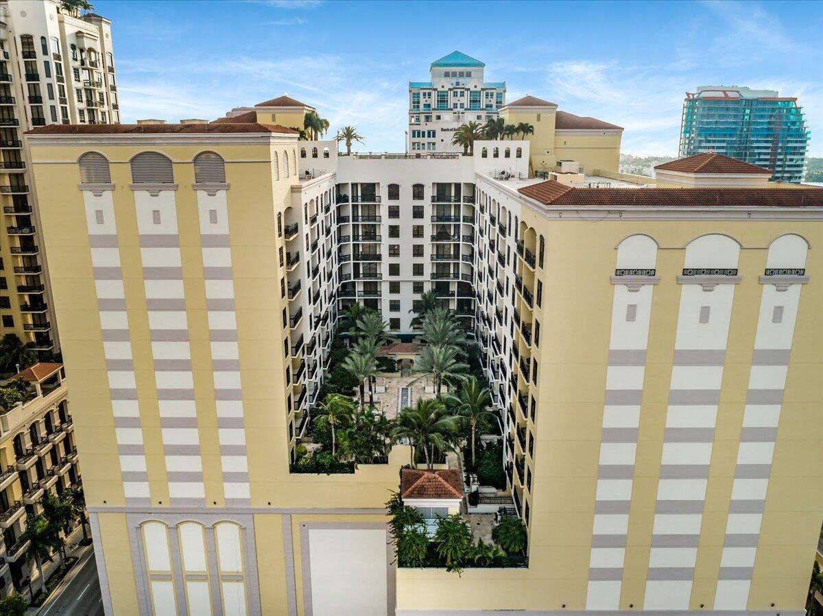 ONE CITY PLAZA CONDO - Residential