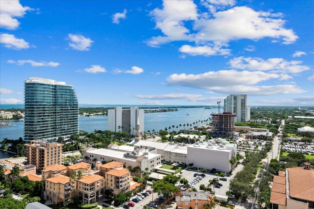 ONE CITY PLAZA CONDO - Residential