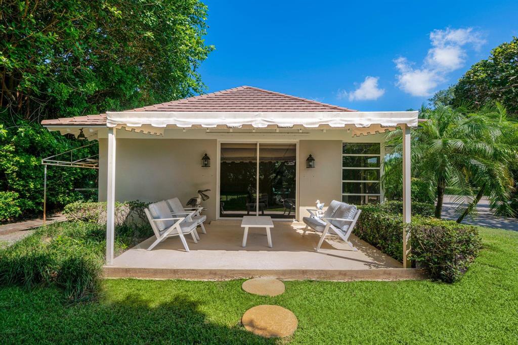 VILLAGE OF GOLF - Residential