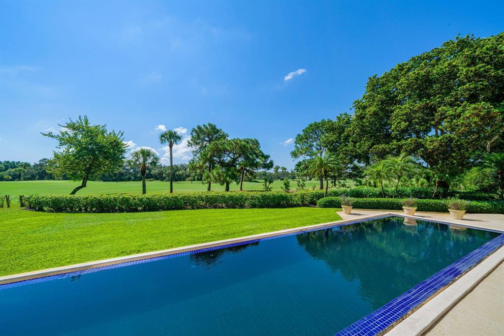 VILLAGE OF GOLF - Residential