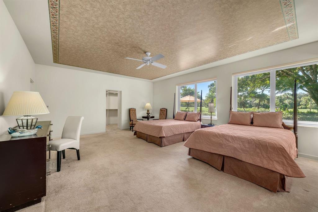 VILLAGE OF GOLF - Residential