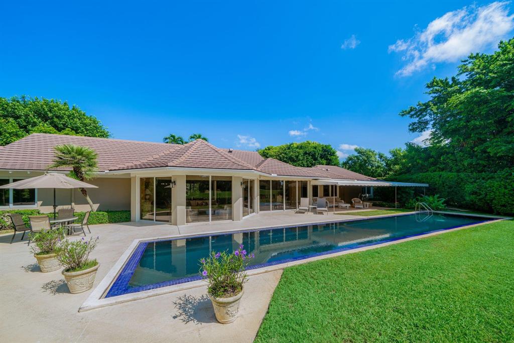 VILLAGE OF GOLF - Residential