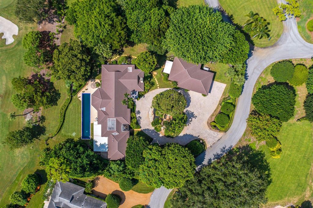 VILLAGE OF GOLF - Residential