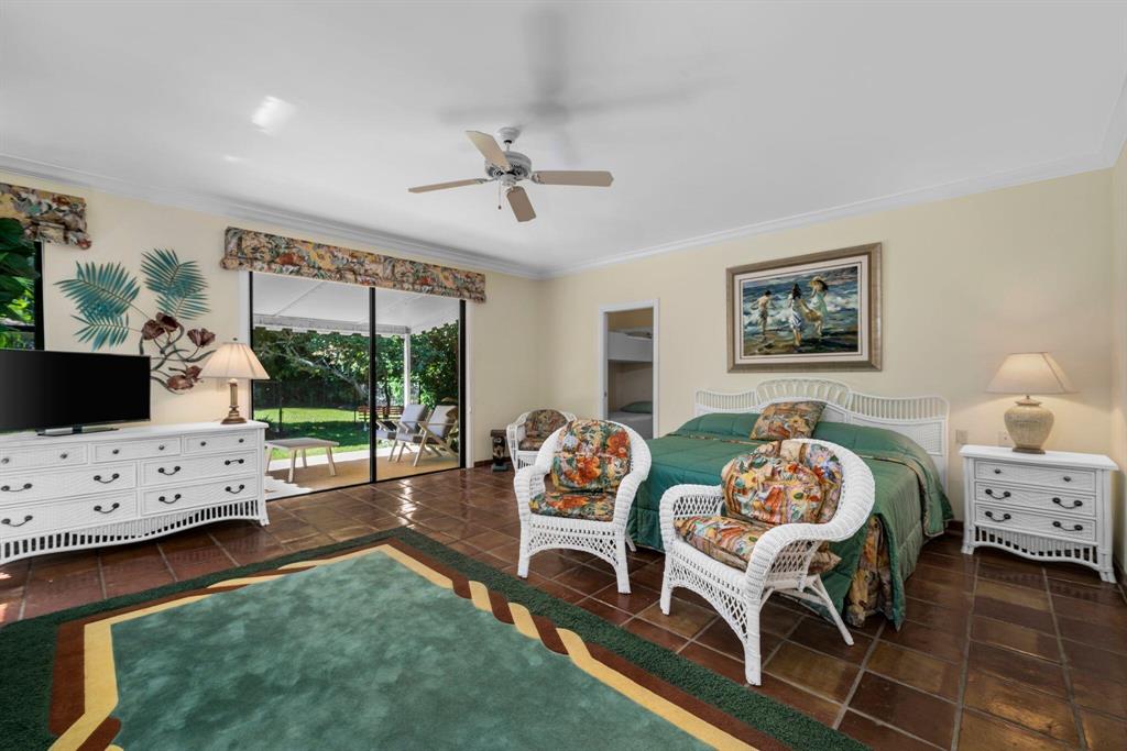 VILLAGE OF GOLF - Residential