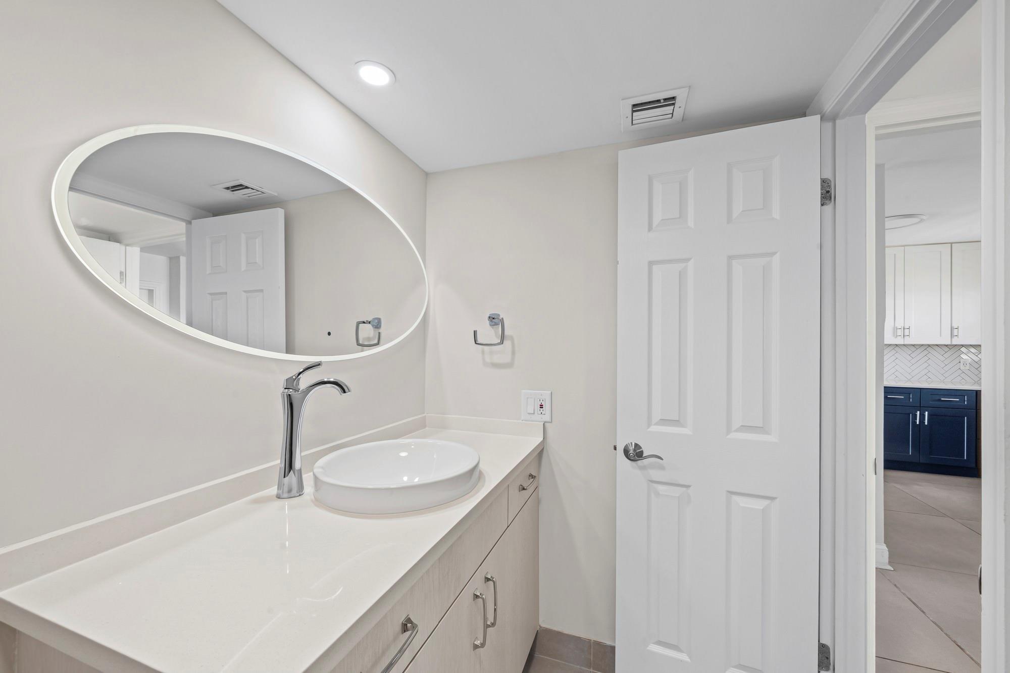 Ridgeview Towers Condo - Residential Lease