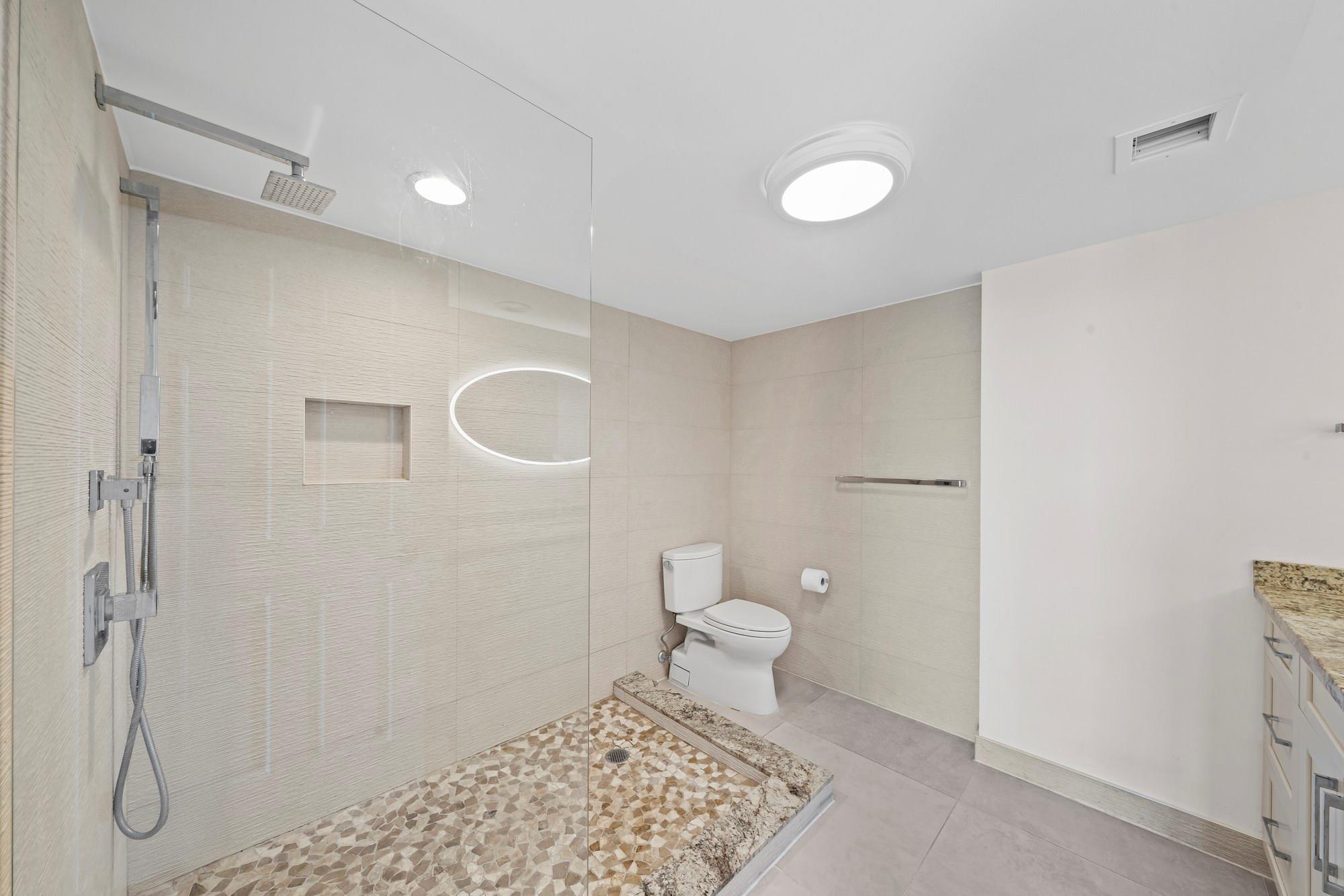 Ridgeview Towers Condo - Residential Lease