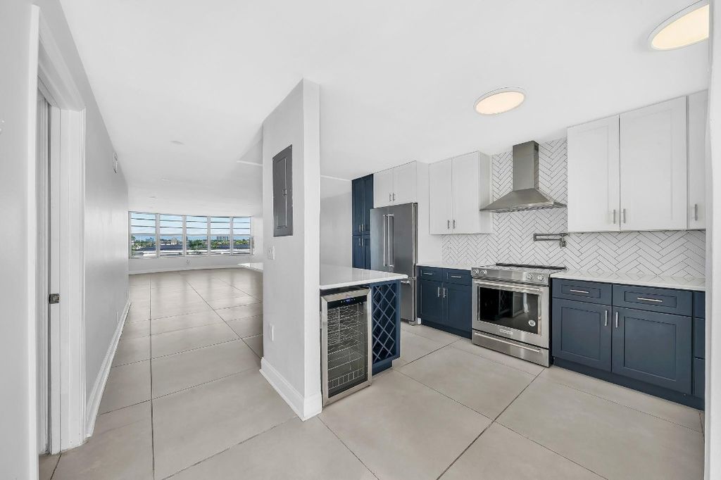 Photo of 3051 NE 48th Street #404, Fort Lauderdale, FL 33308 (MLS # F10540627)