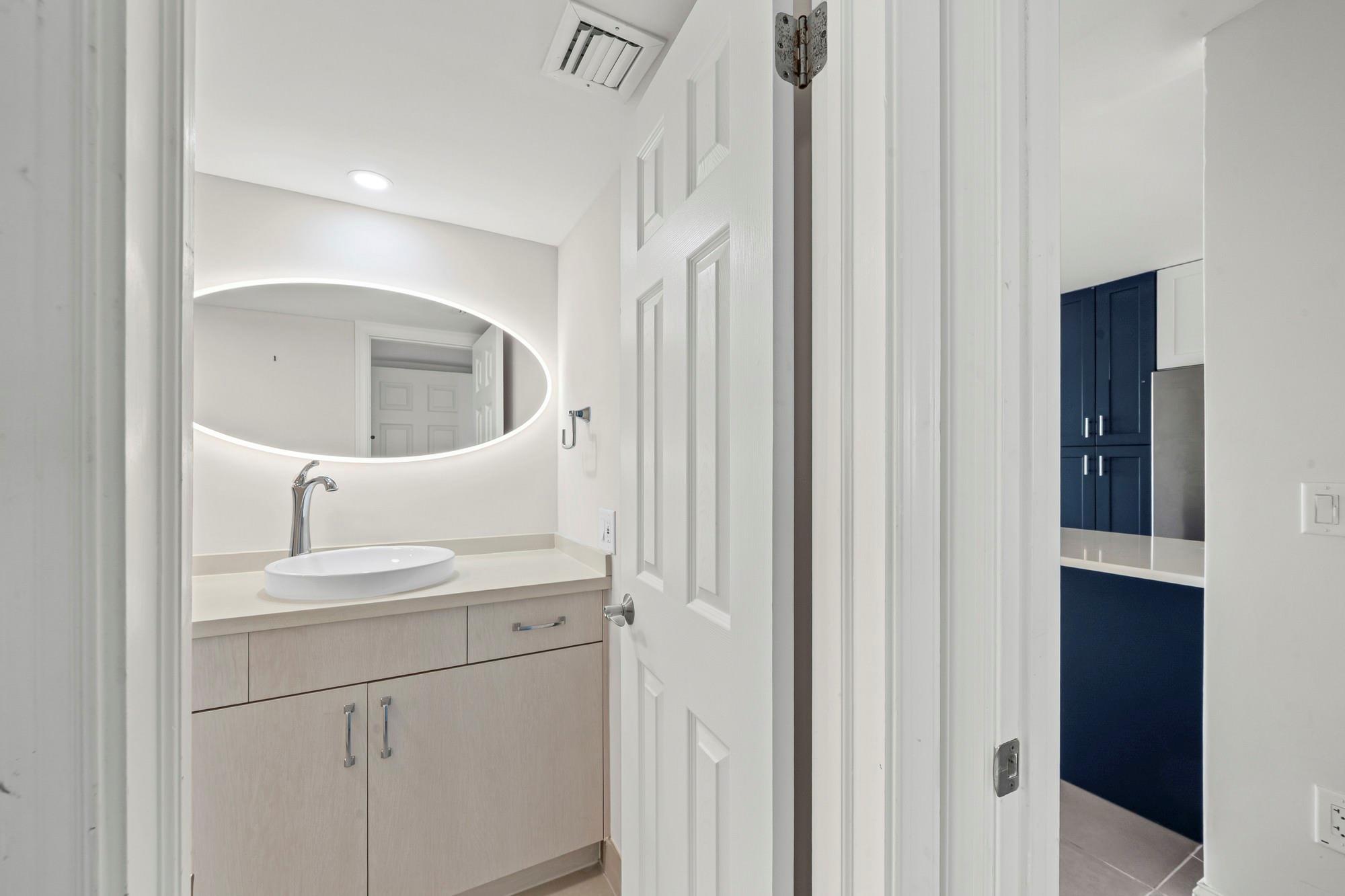 Ridgeview Towers Condo - Residential Lease