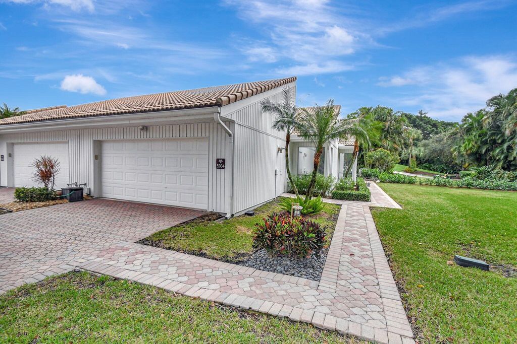 Photo of 19920 Sawgrass Court #5504, Boca Raton, FL 33434 (MLS # R11041525)