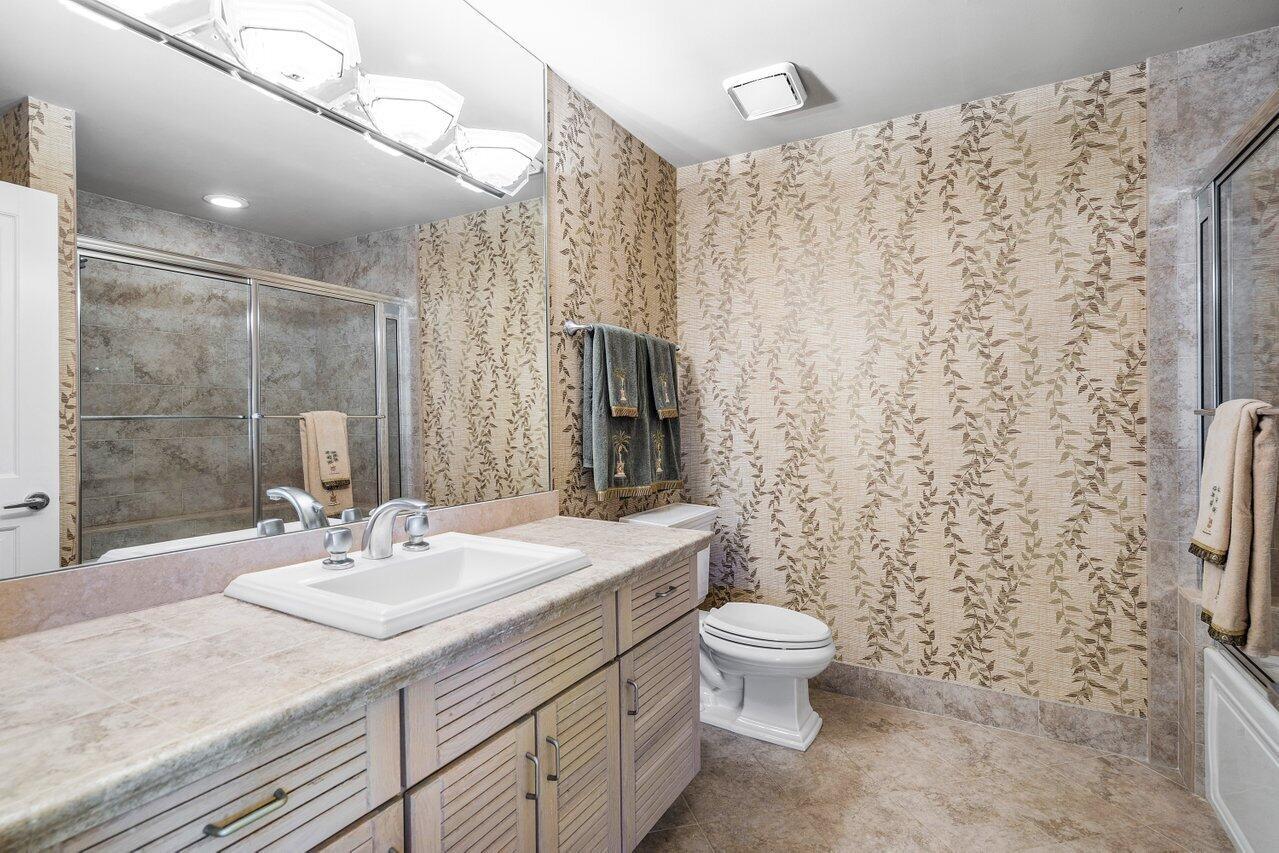 TROPIC ISLE 3RD SEC - Residential