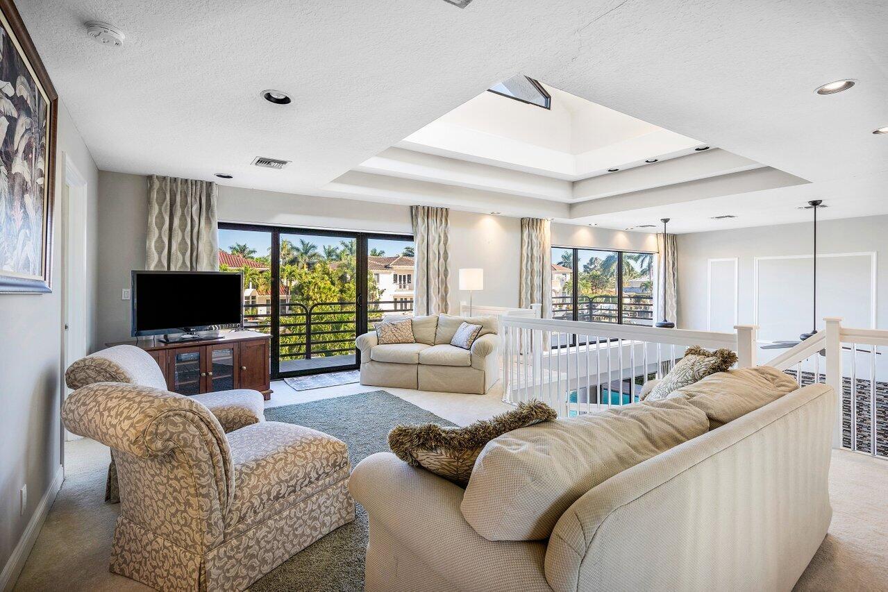 TROPIC ISLE 3RD SEC - Residential