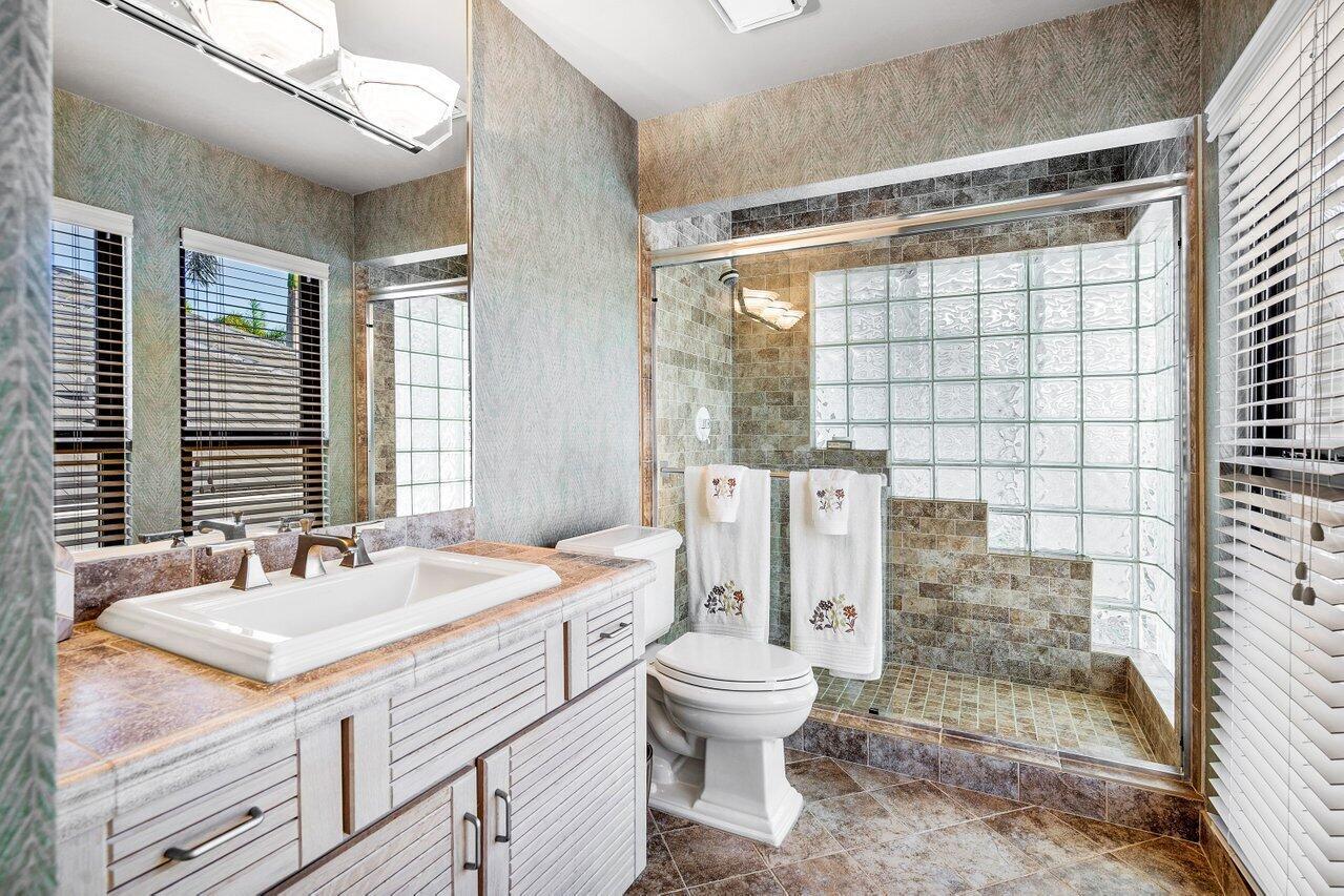 TROPIC ISLE 3RD SEC - Residential