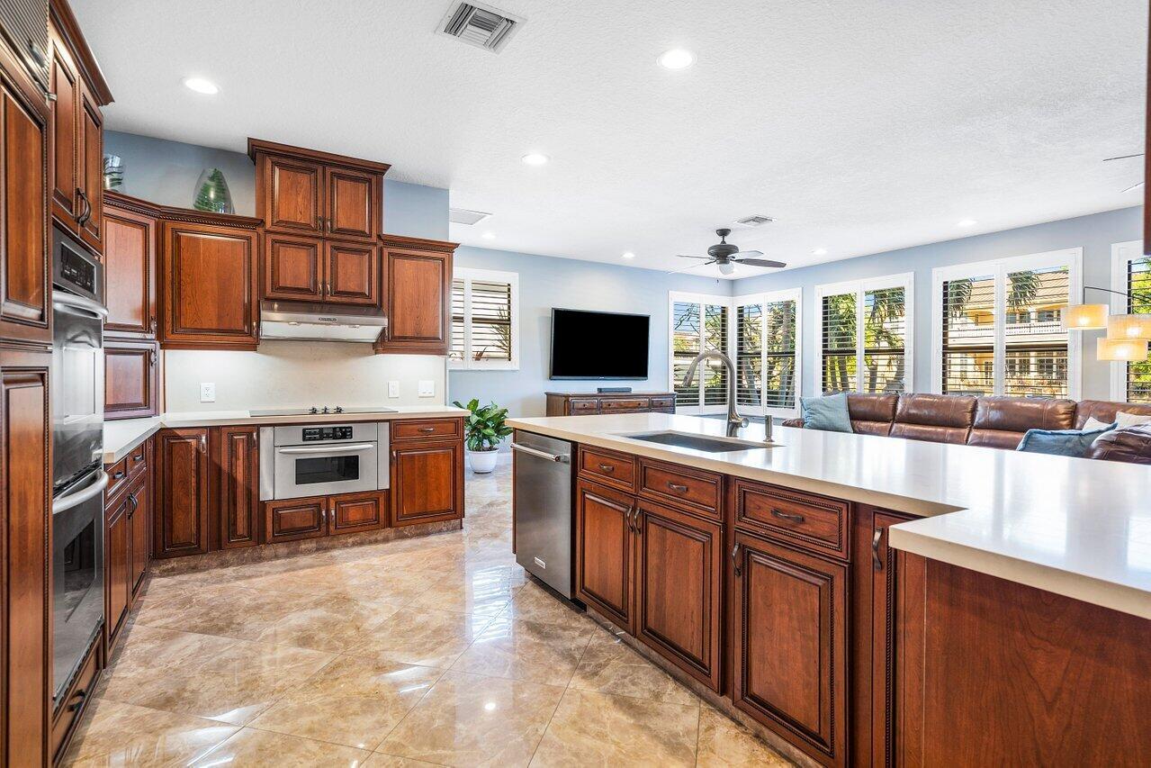 TROPIC ISLE 3RD SEC - Residential