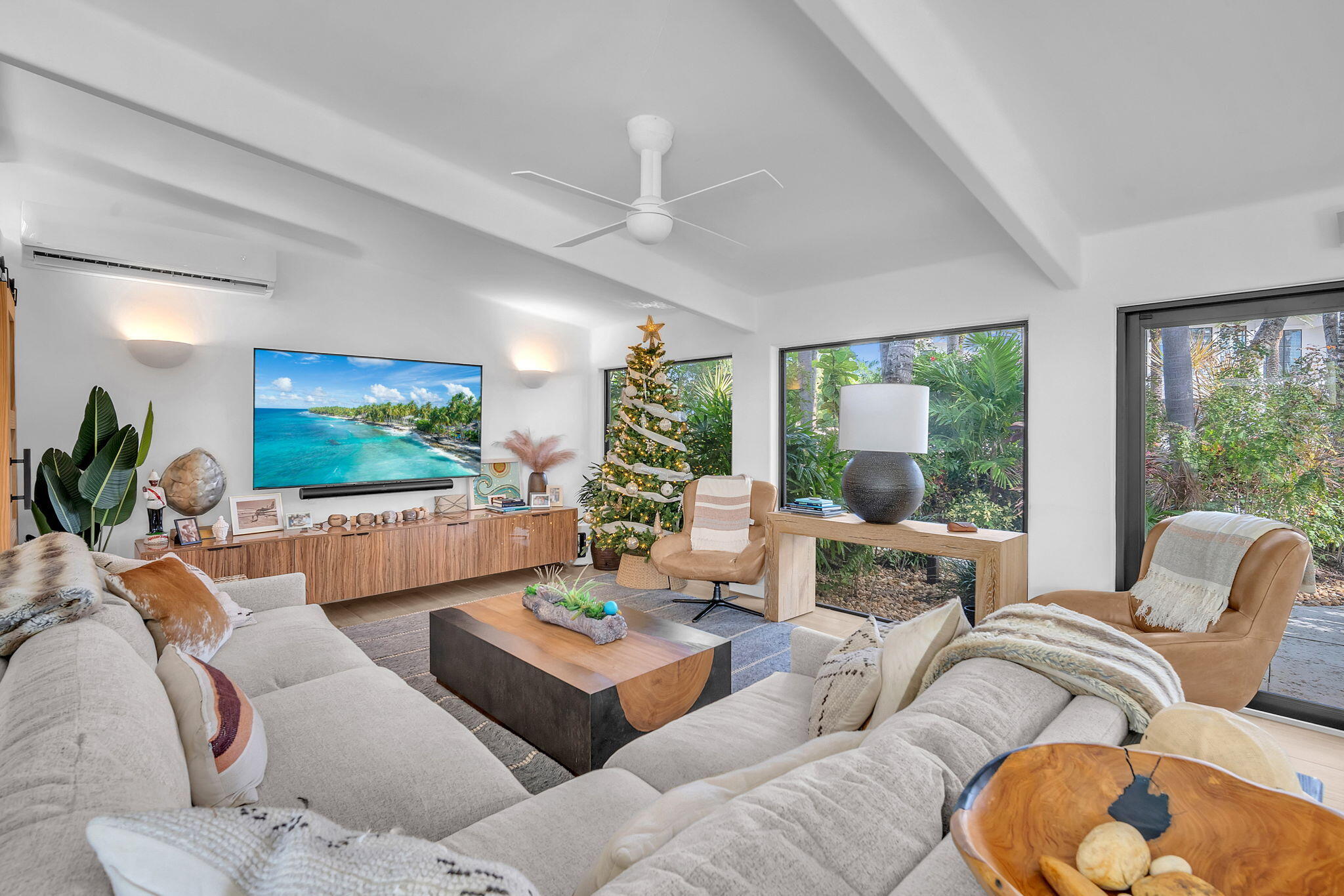 CORAL ISLES - Residential