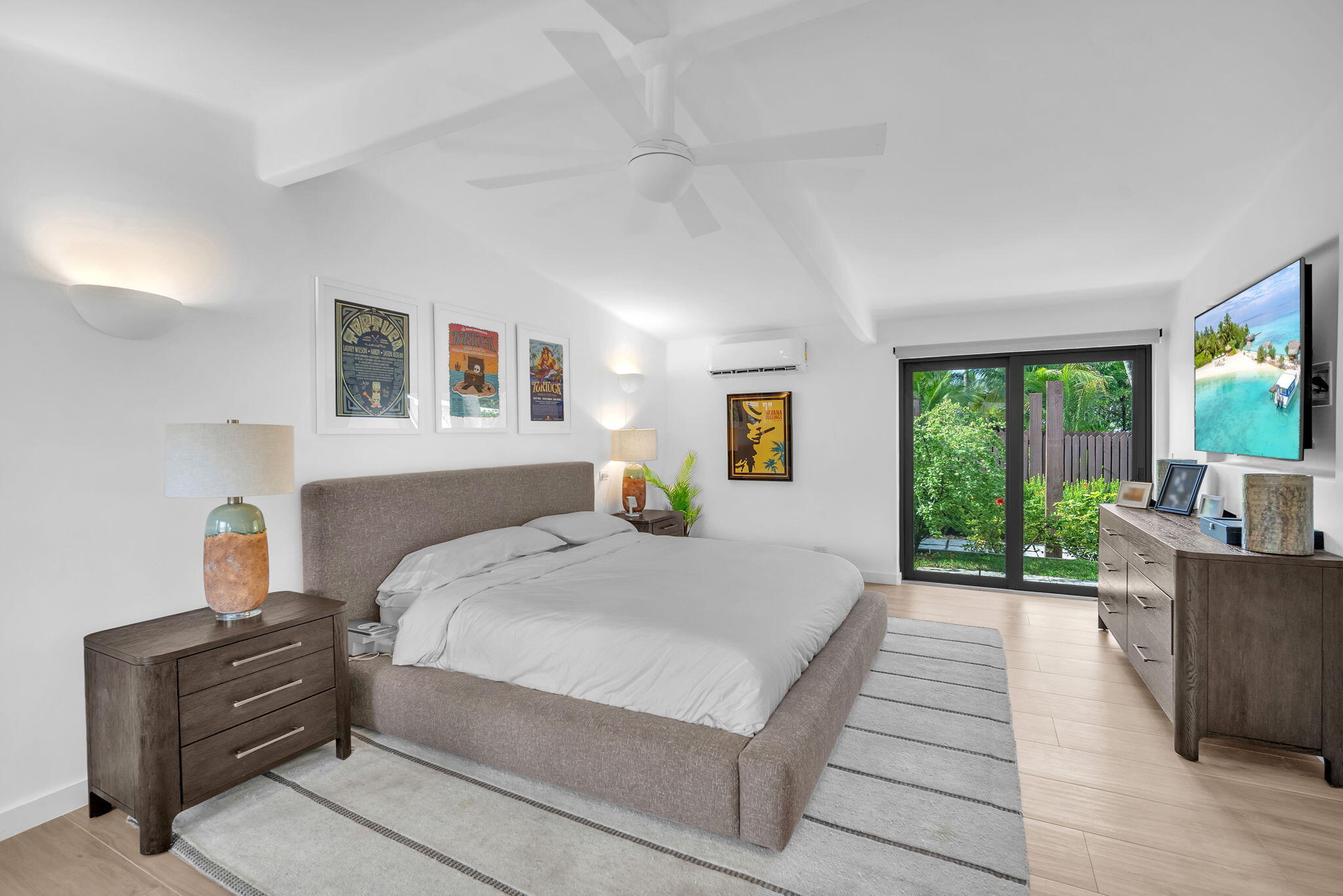 CORAL ISLES - Residential