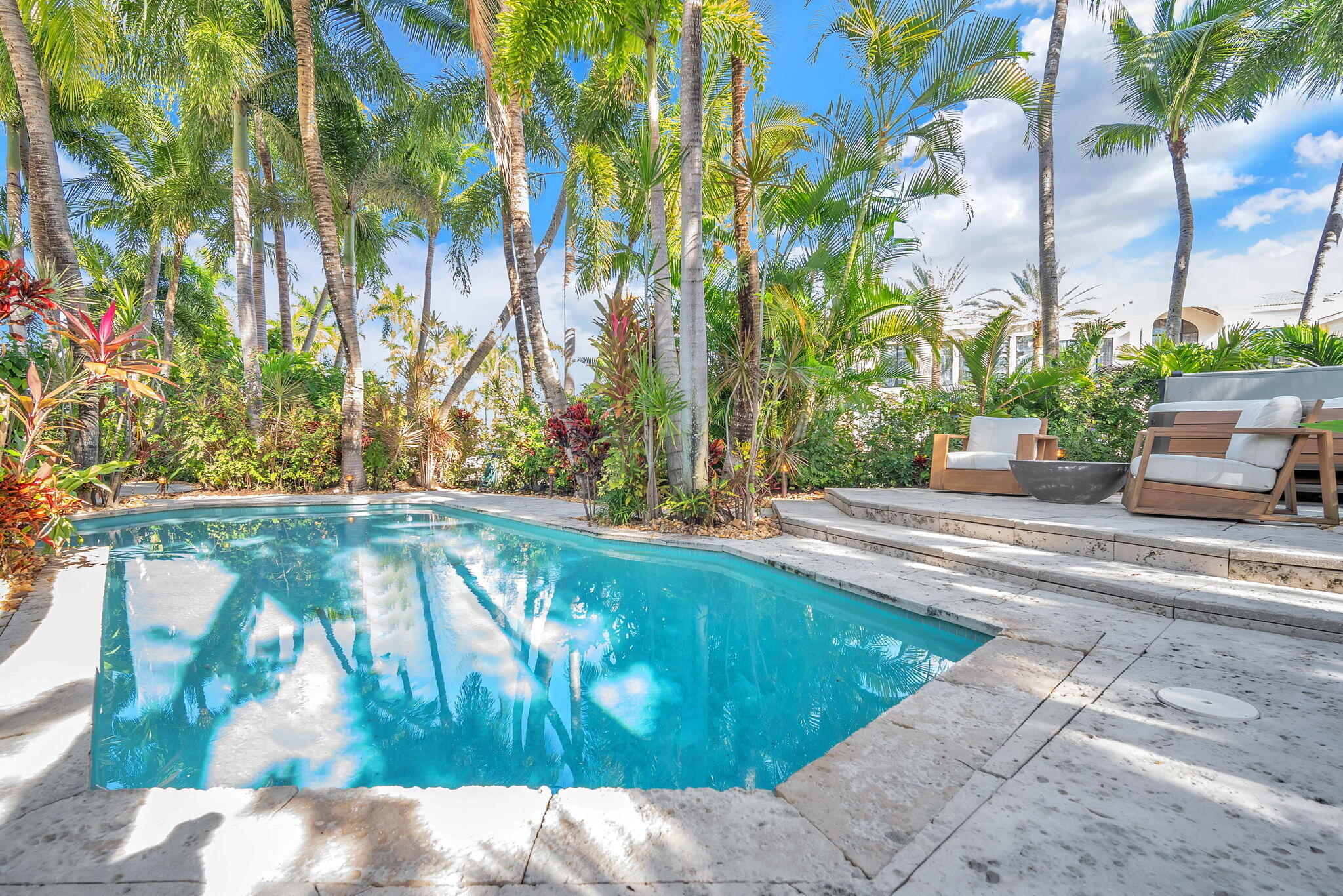 CORAL ISLES - Residential