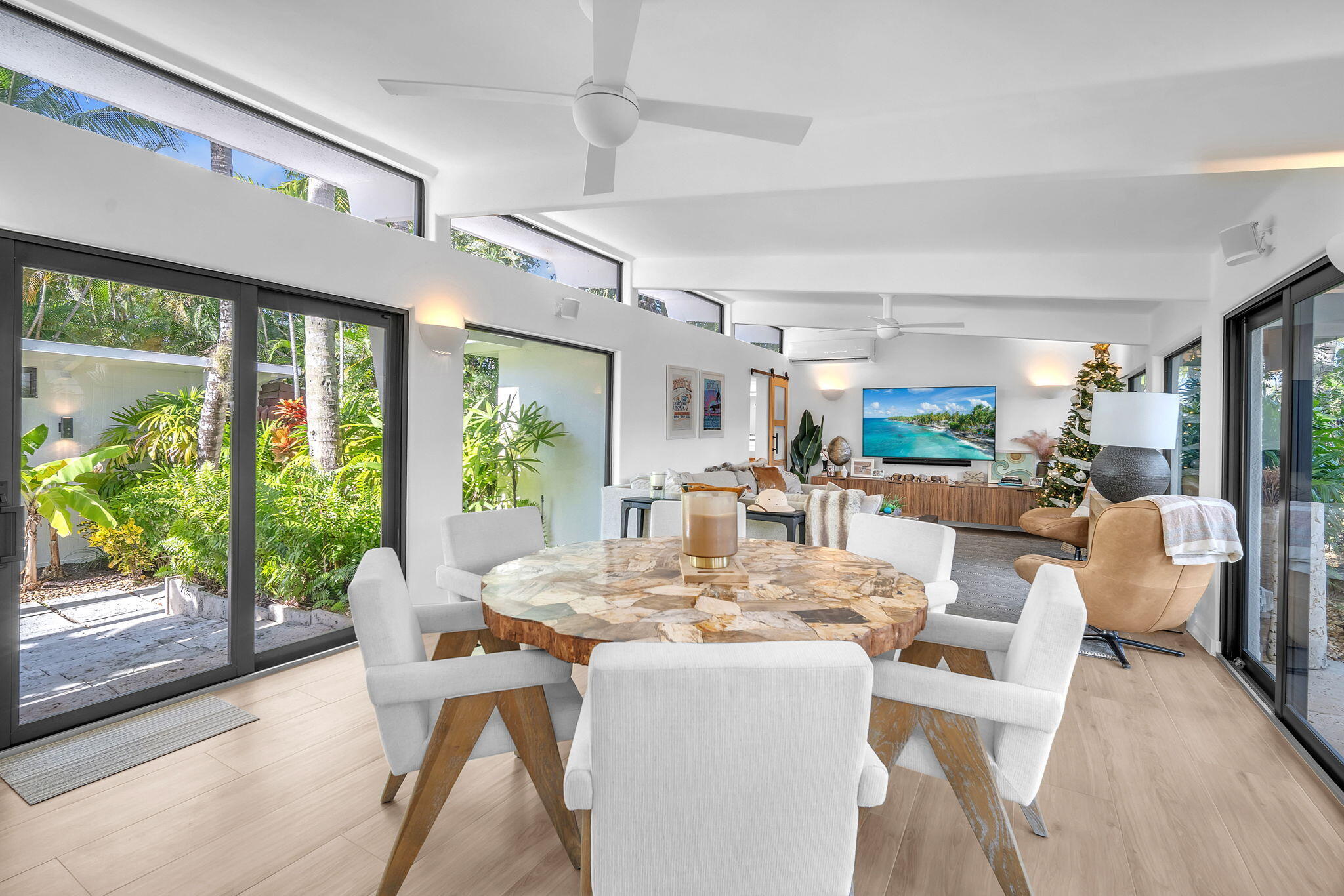 CORAL ISLES - Residential