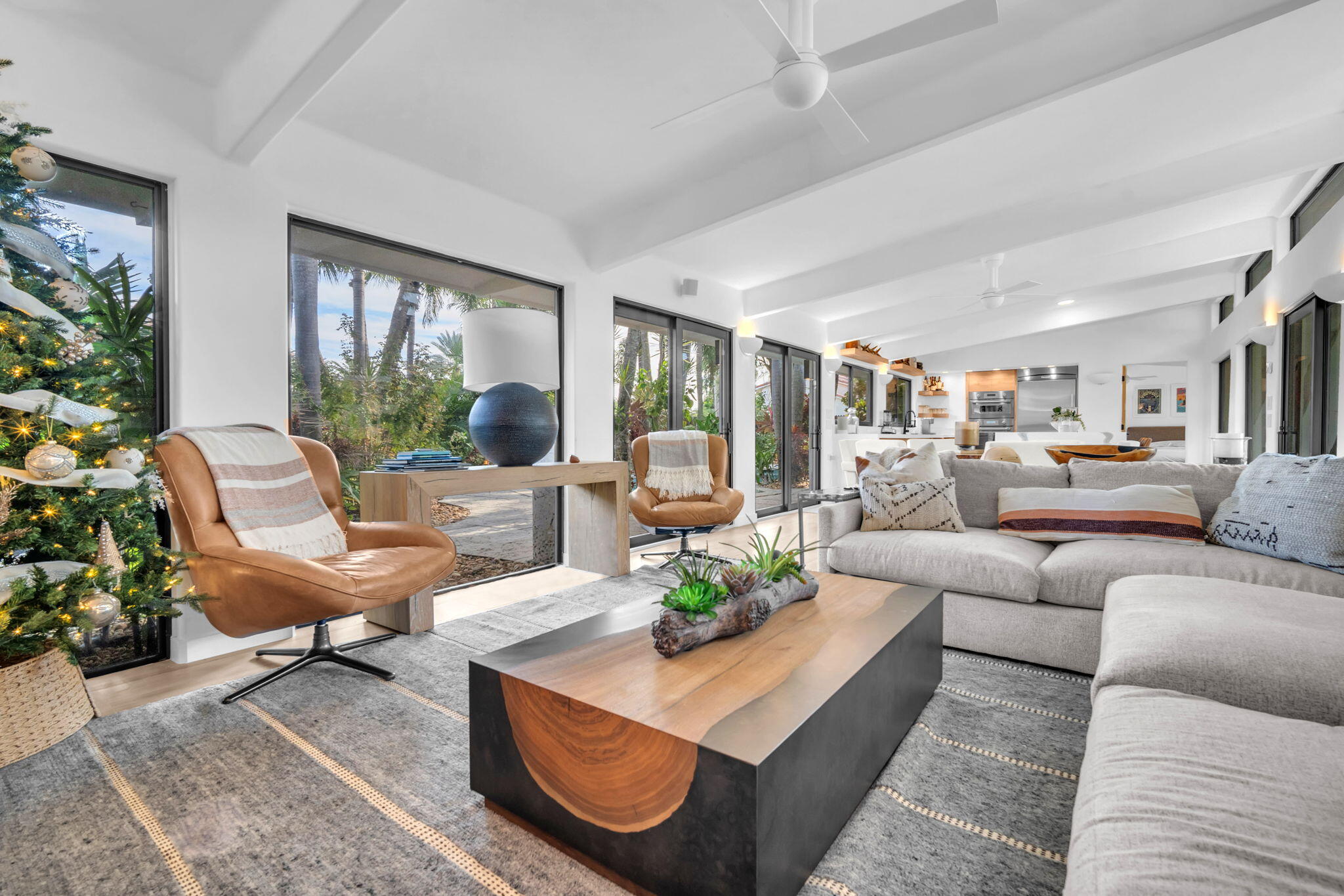 CORAL ISLES - Residential