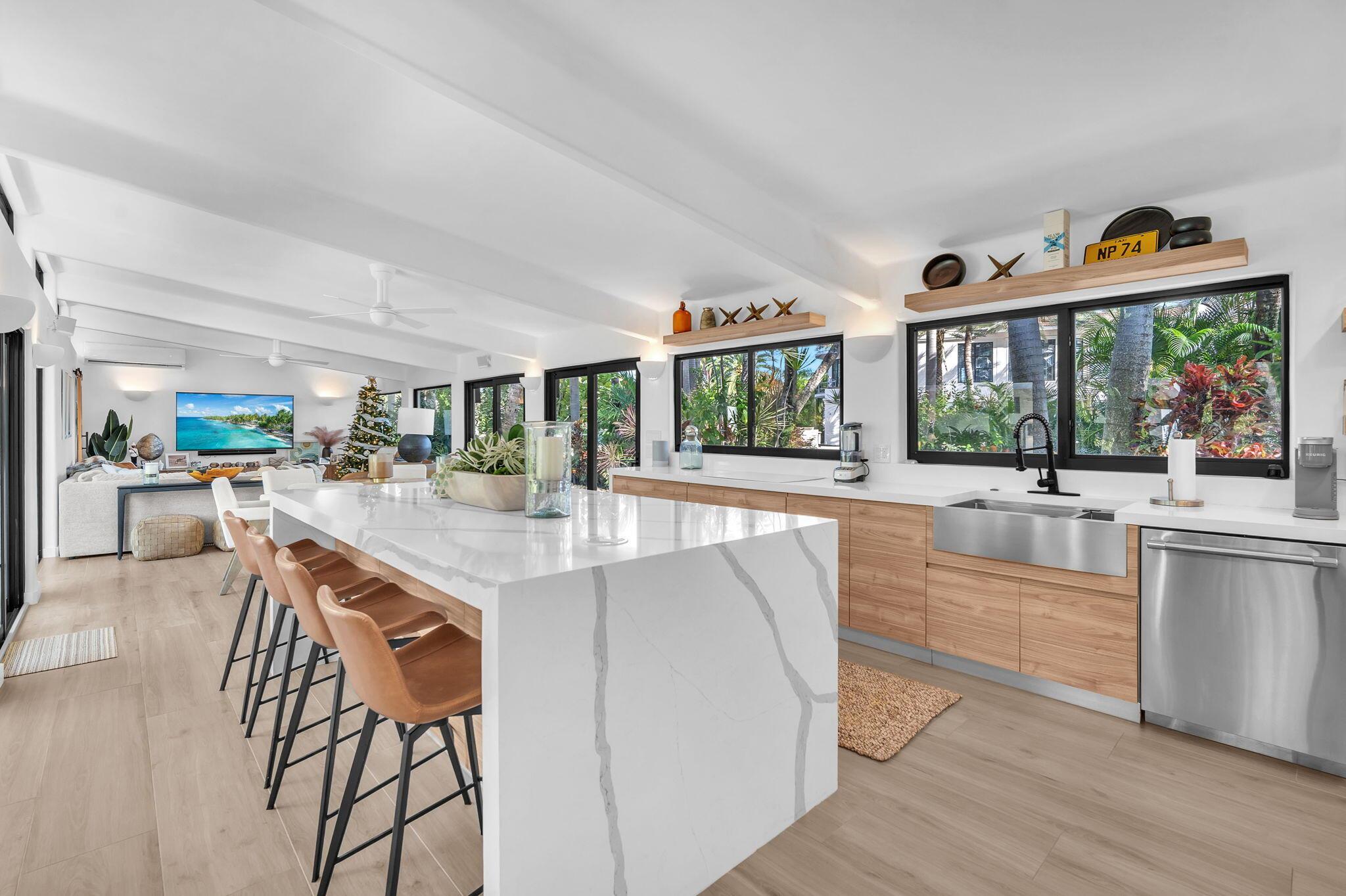 CORAL ISLES - Residential