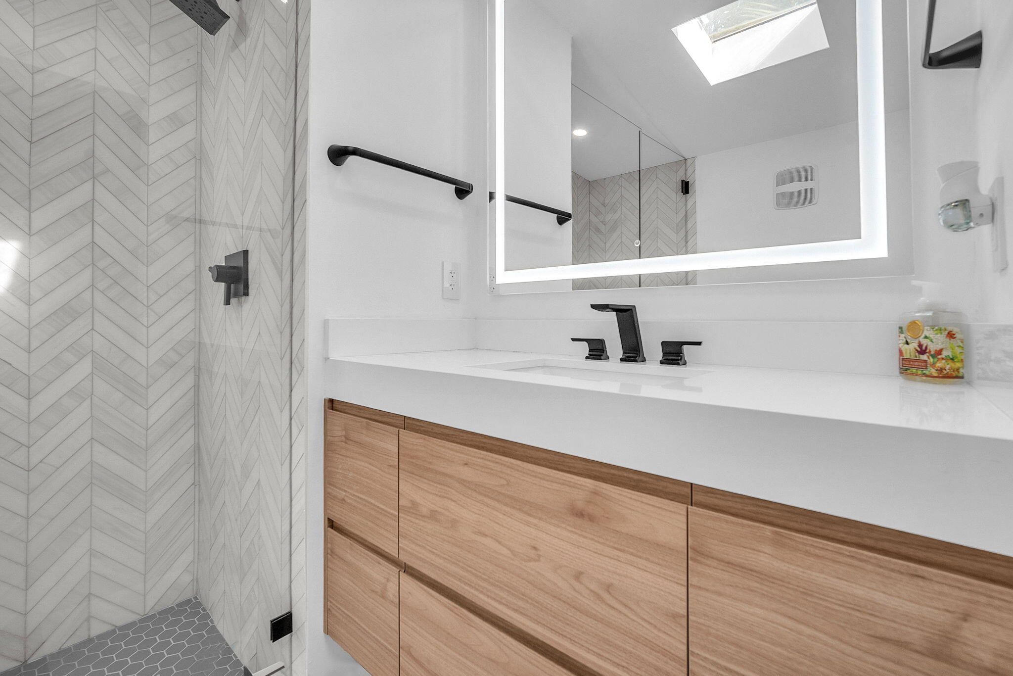 CORAL ISLES - Residential