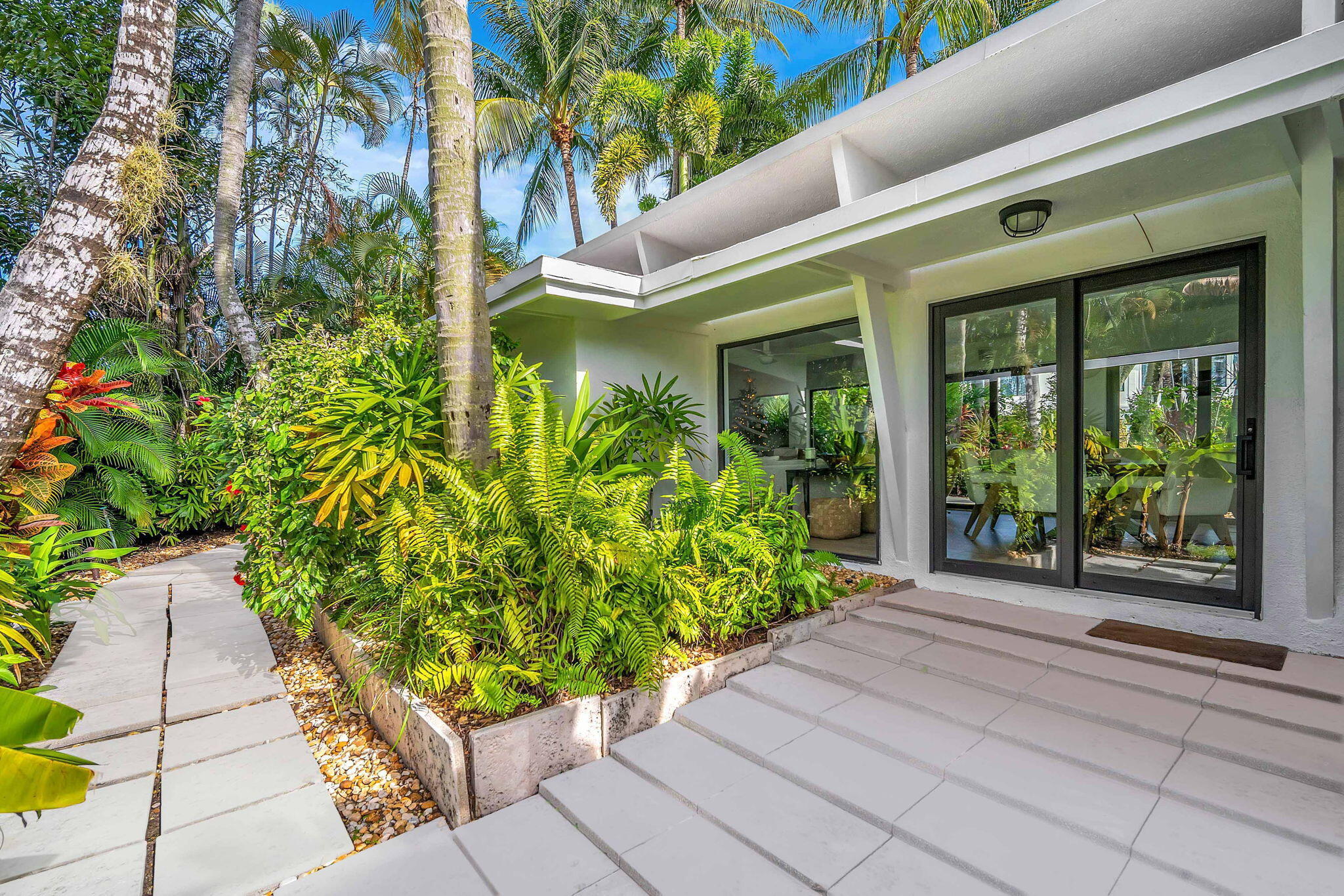 CORAL ISLES - Residential