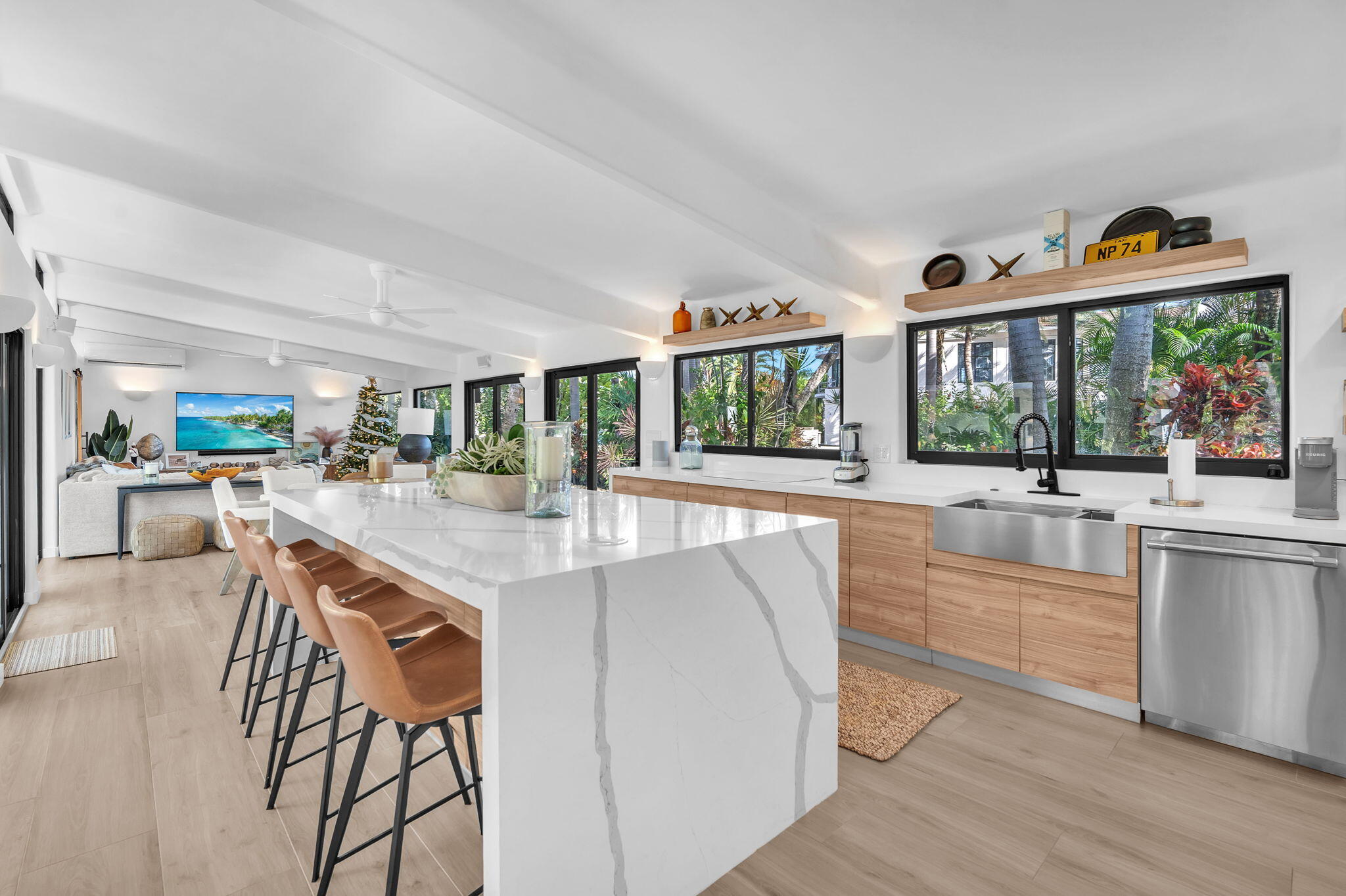 CORAL ISLES - Residential