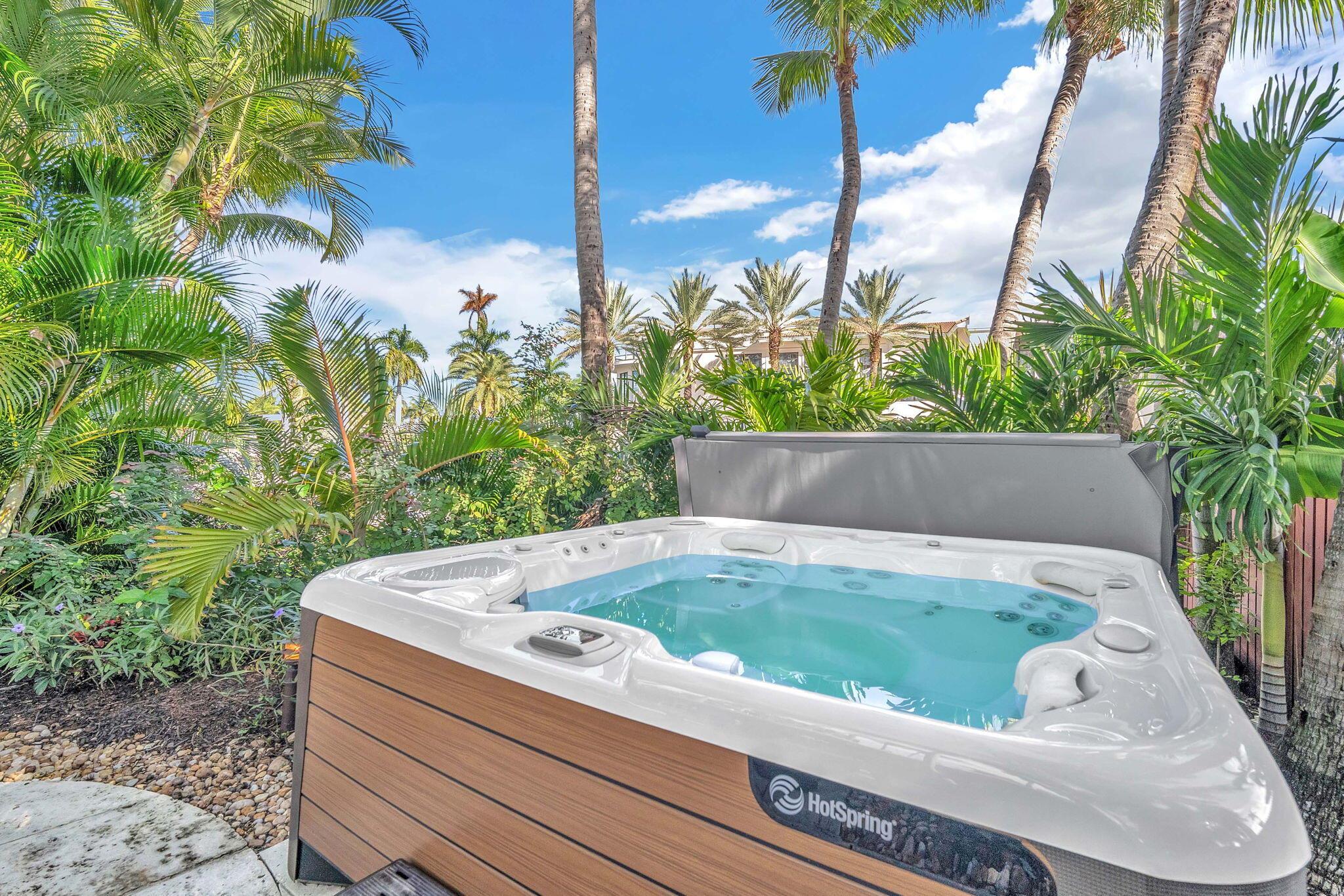 CORAL ISLES - Residential