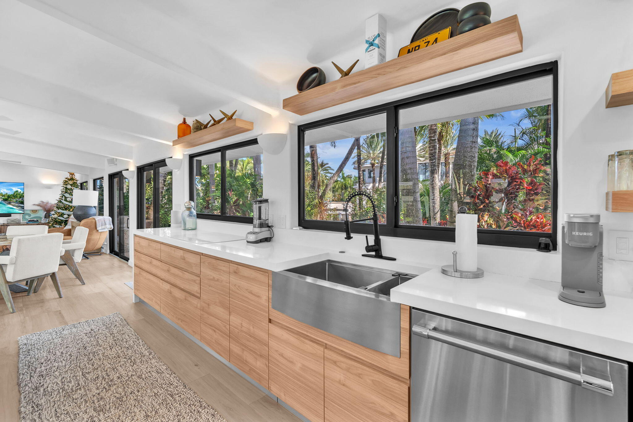 CORAL ISLES - Residential