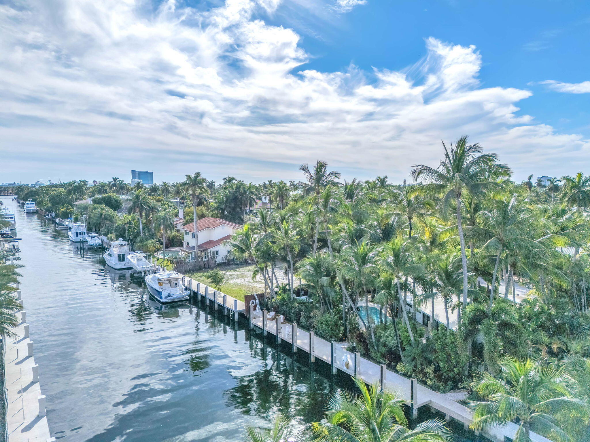 CORAL ISLES - Residential