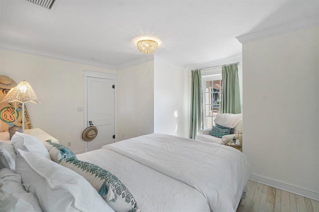 BRELSFORD PARK - Residential