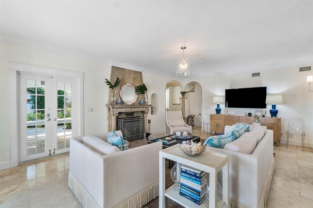 BRELSFORD PARK - Residential