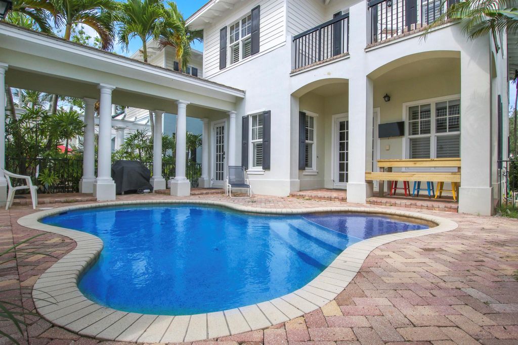 Photo of 108 Spikerush Road, Jupiter, FL 33458 (MLS # R11037284)