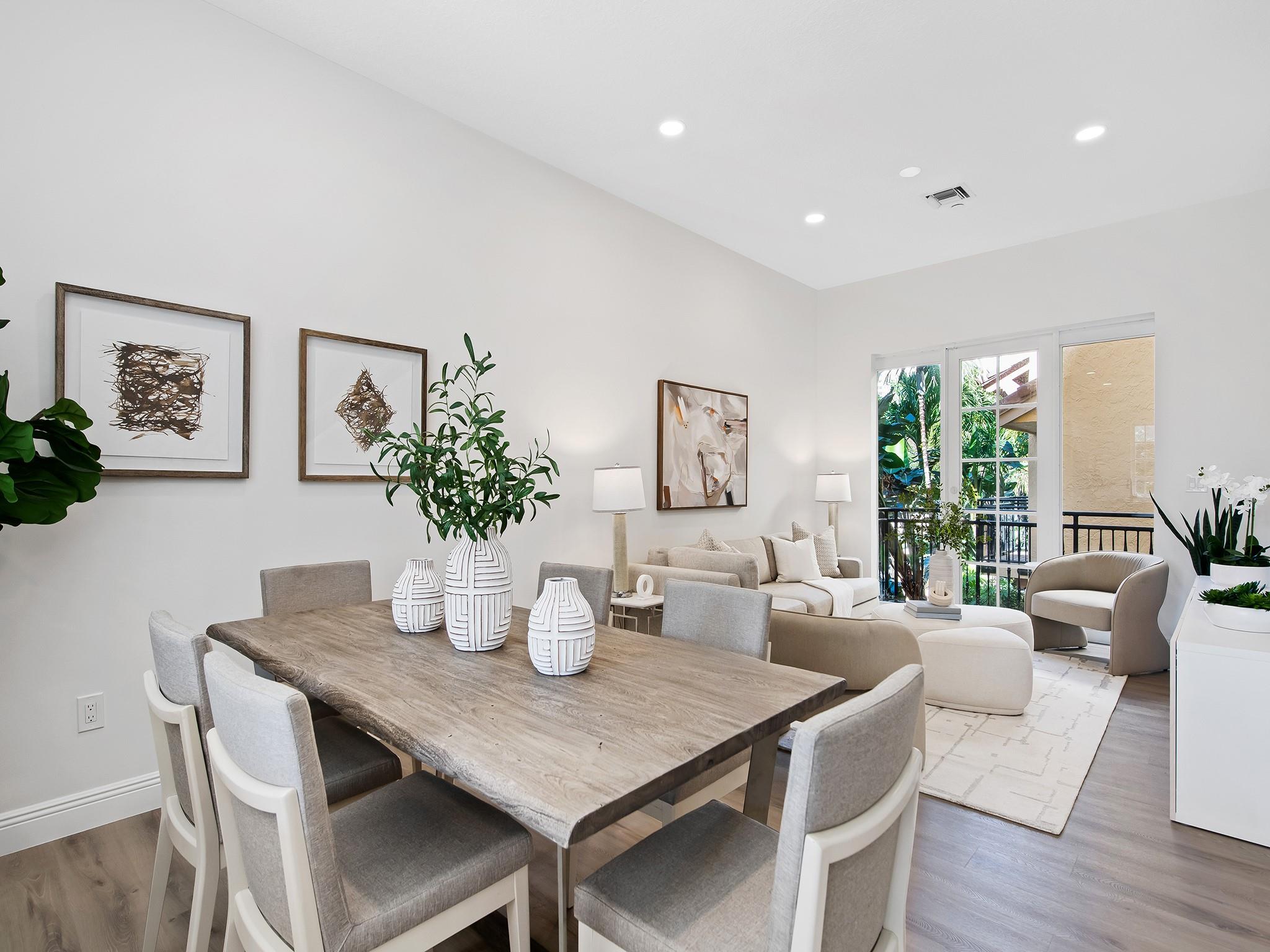 506 SE 7th St 305