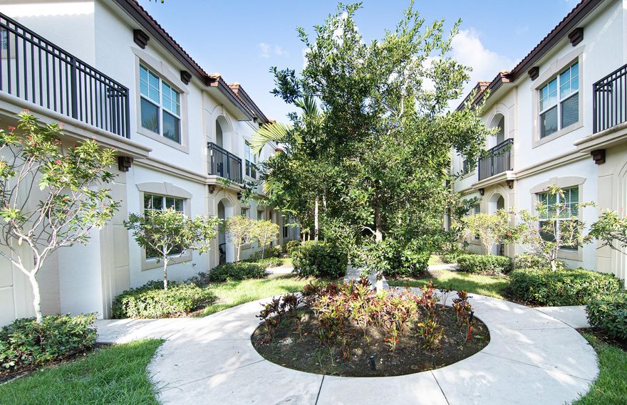 FOR RENT 3 bedroom, 2.5 bath Town home, Garage and covered carport. Master Bedroom w/private balcony, Master bath appointed nicely with large soaking tub and over-sized shower, walk-in closet, spacious floor-plan, open living/kitchen/dining area. Stainless appliances, granite counter tops in Kitchen, washer/dryer. Quaint gated, with pool. Only 31 residences within community.