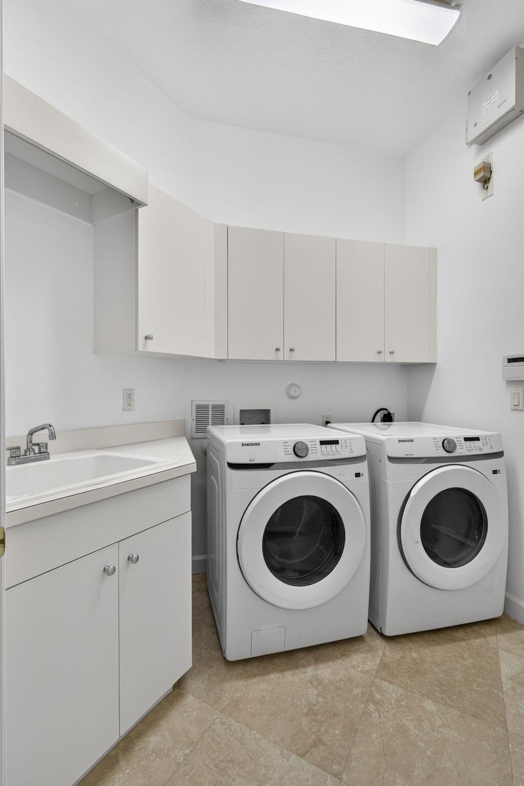 Mirasol - Residential