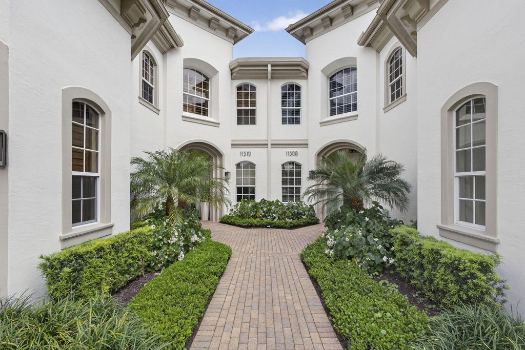 Photo of 11508 Villa Vasari Drive, Palm Beach Gardens, FL 33418 (MLS # B26009047)