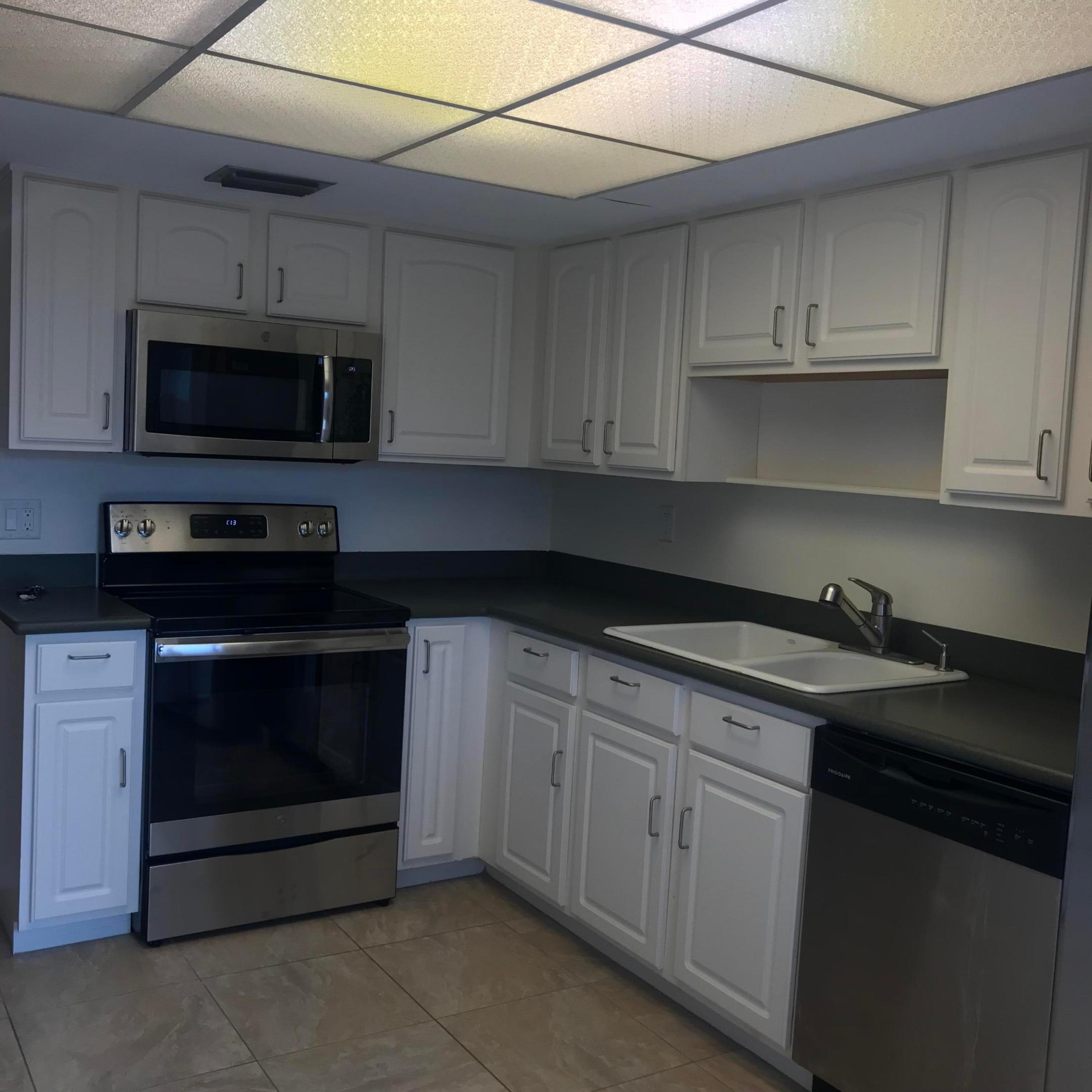 JUPITER LAKES VILLAS CONDO I AND II - Residential Lease