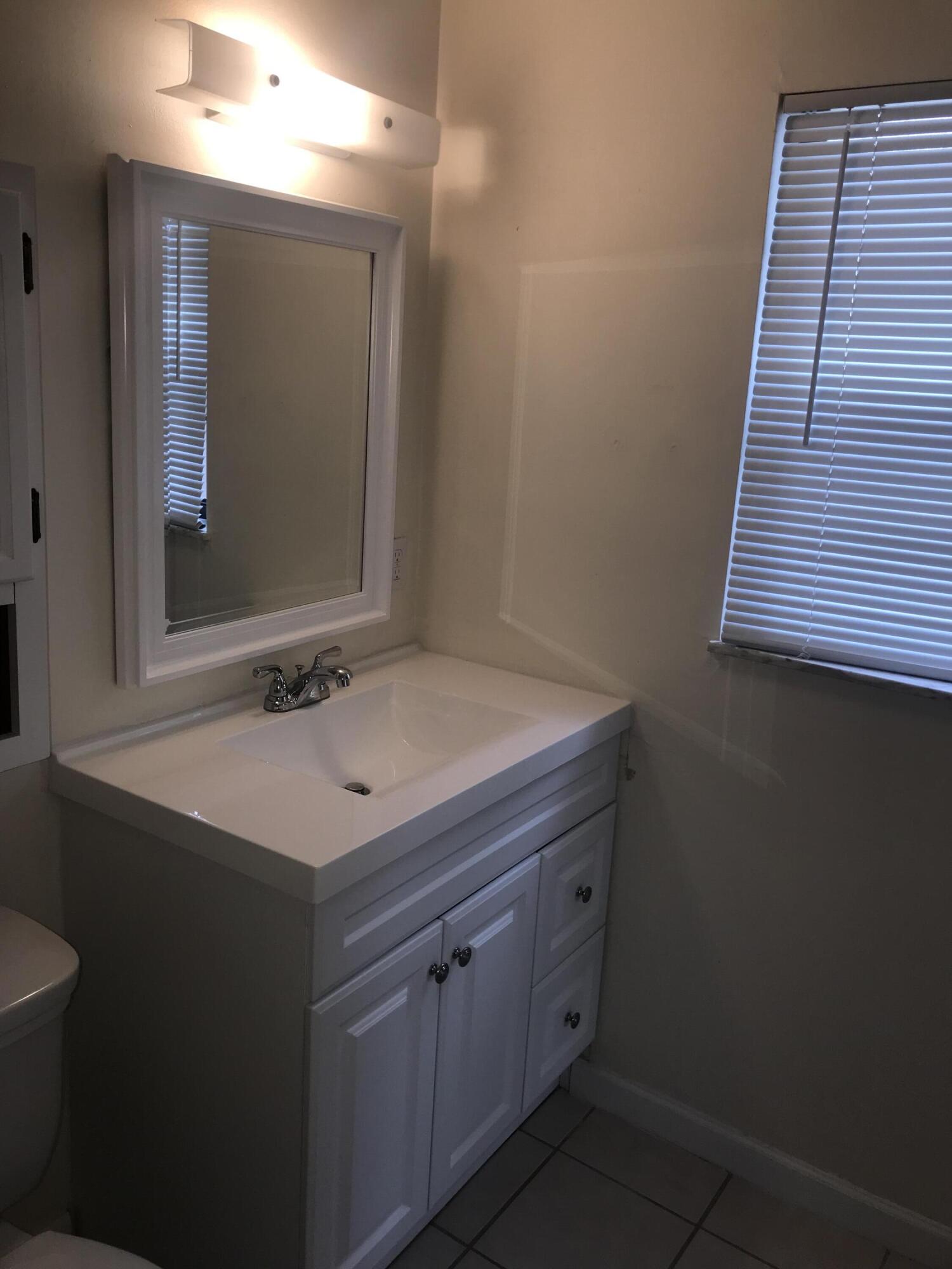 JUPITER LAKES VILLAS CONDO I AND II - Residential Lease